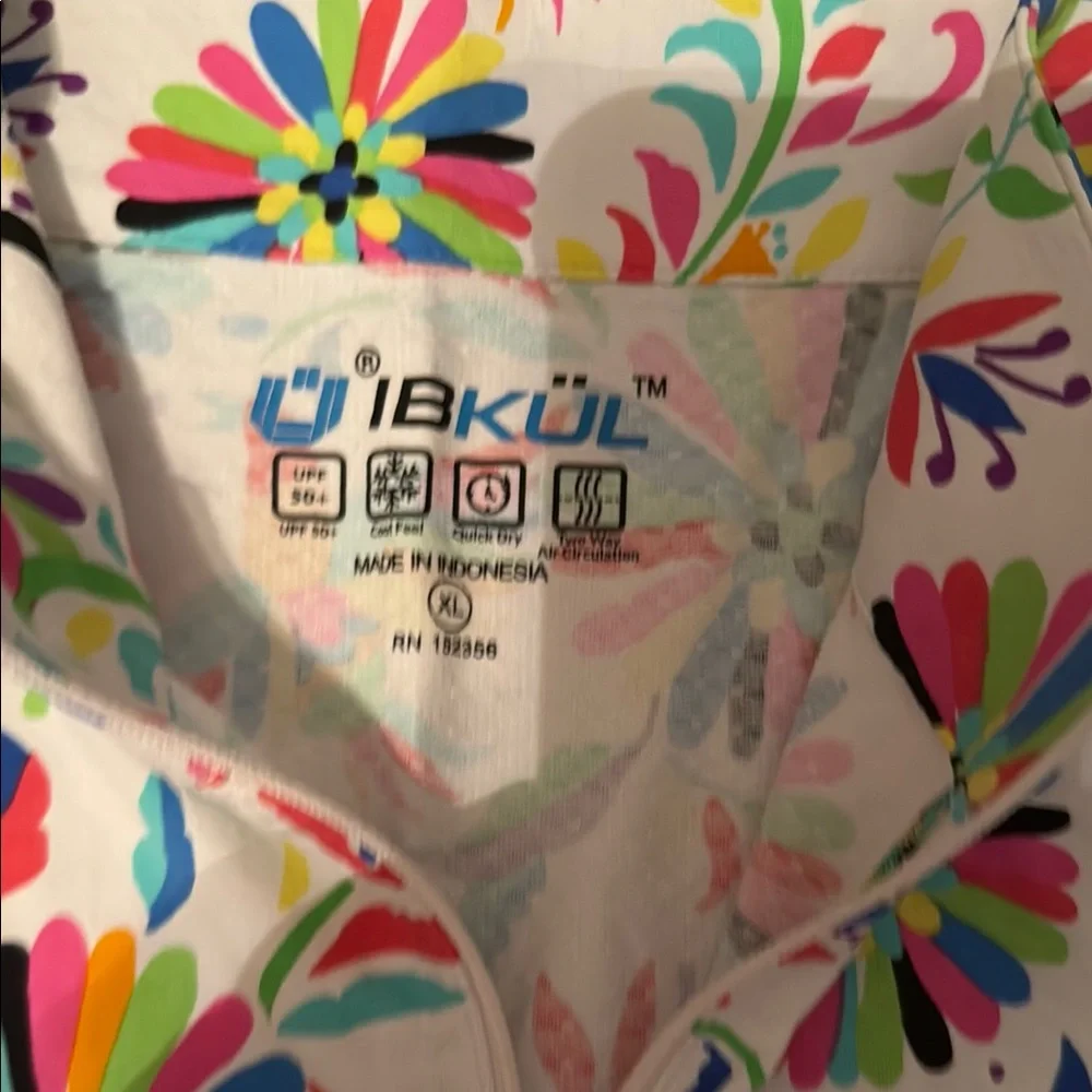 IBKUL White and Pink Sun Polo with Relaxed Fit - Picture 2 of 3